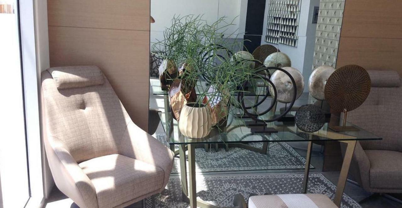 Azure C5 Man-Made Beach Balcony Multiple Units Manila Ngoại thất bức ảnh