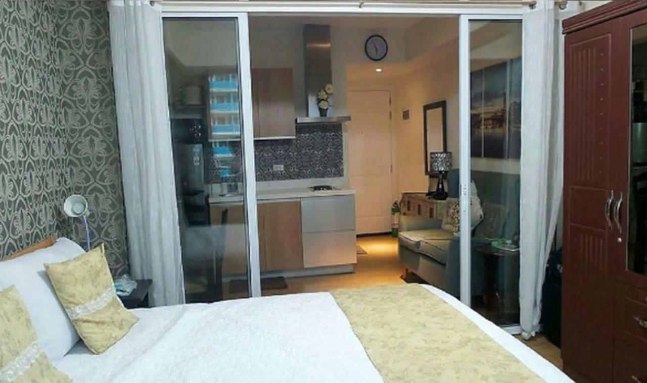 Azure C5 Man-Made Beach Balcony Multiple Units Manila Ngoại thất bức ảnh